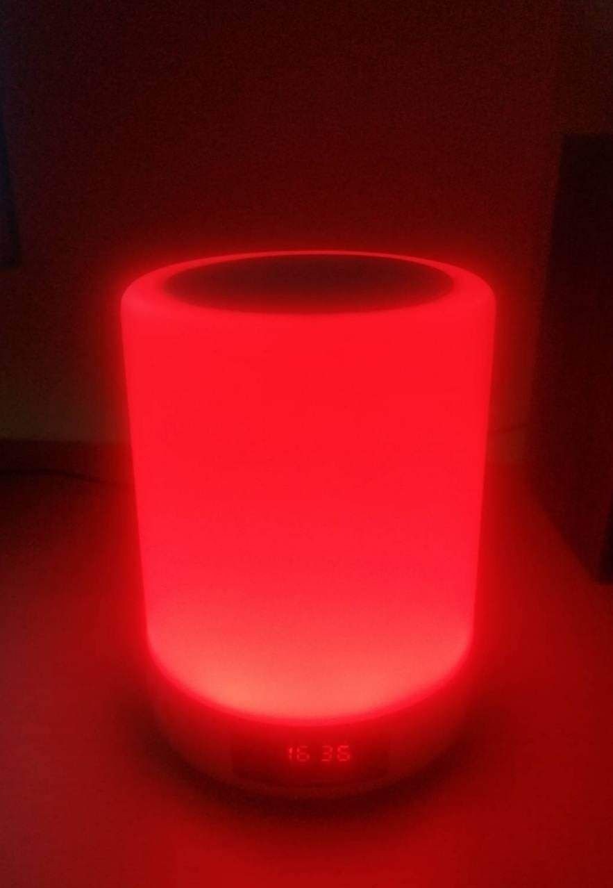 RGB Lampa sa Bluetooth zvučnikom